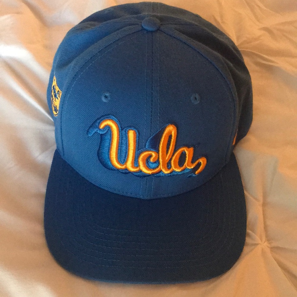 UCLA Hat 💙💛